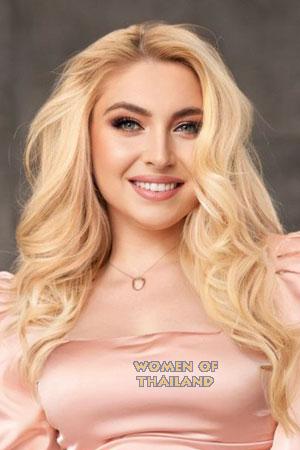 213591 - Anna Age: 26 - Ukraine