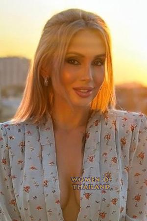222767 - Anastasiia Age: 38 - Ukraine