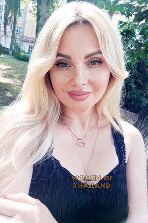 223177 - Lana Age: 55 - Ukraine