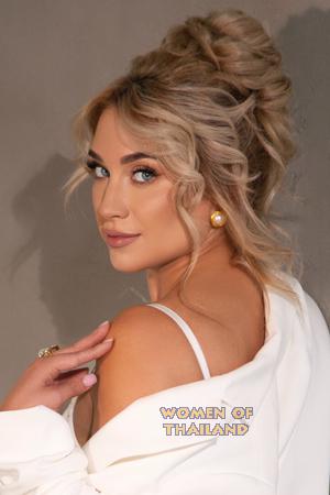 223361 - Alina Age: 36 - Ukraine