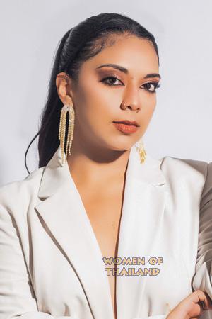 223596 - Antonella Age: 26 - Peru