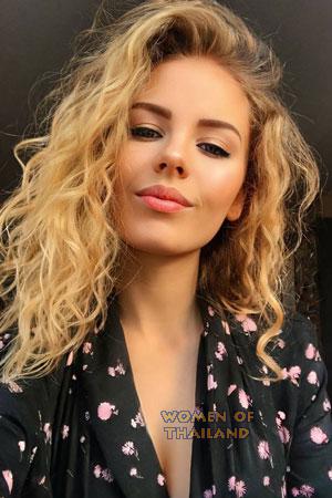 223688 - Oleksandra Age: 25 - Ukraine