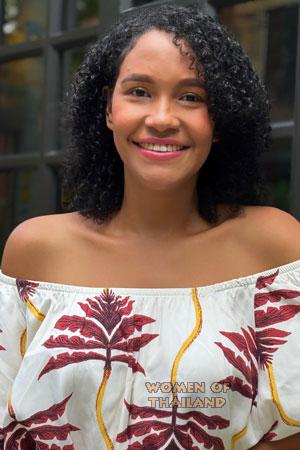 223727 - Valeria Age: 30 - Colombia