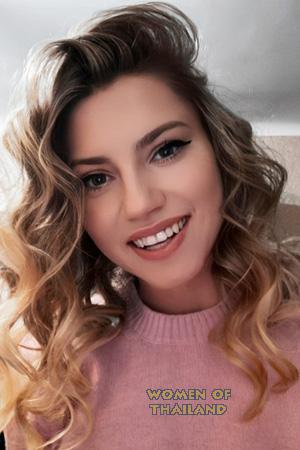 224047 - Anna Age: 27 - Ukraine