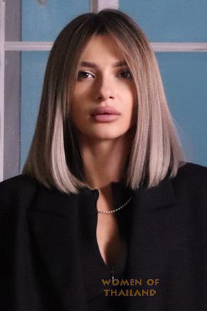 224208 - Alla Age: 31 - Ukraine