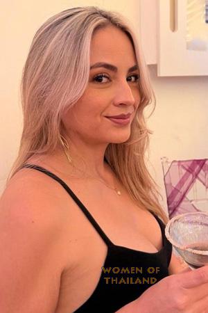 224609 - Yudy Age: 36 - Colombia