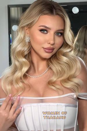 224647 - Olga Age: 27 - Ukraine