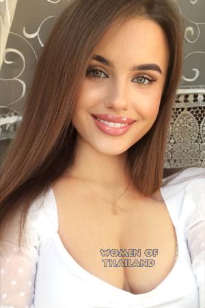 224668 - Daryna Age: 25 - Ukraine