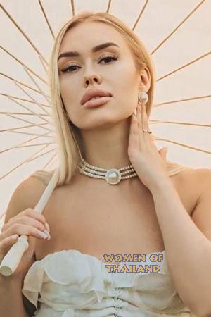 224949 - Evgenia Age: 26 - Ukraine