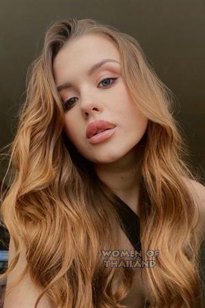 226295 - Viktoriia Age: 21 - Ukraine