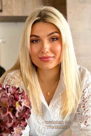227241 - Yuliia Age: 43 - Ukraine