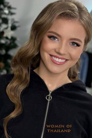 228055 - Yulia Age: 19 - Ukraine