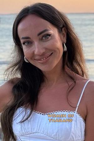 228606 - Viktoriia Age: 39 - Ukraine