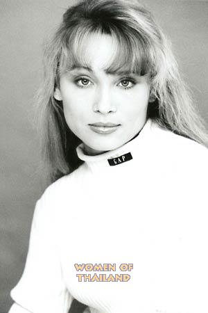 64054 - Anna Age: 30 - Russia