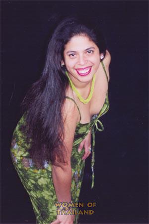 66132 - Laura Age: 30 - Peru