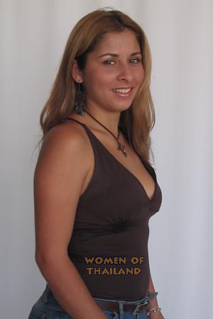 73046 - Angela Age: 26 - Colombia