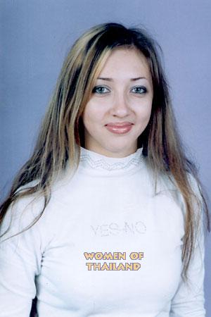 74224 - Lina Age: 22 - Ukraine