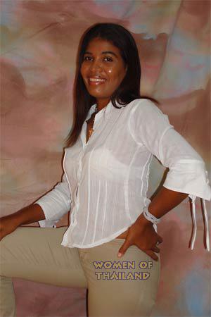 85127 - Adelina Age: 41 - Colombia